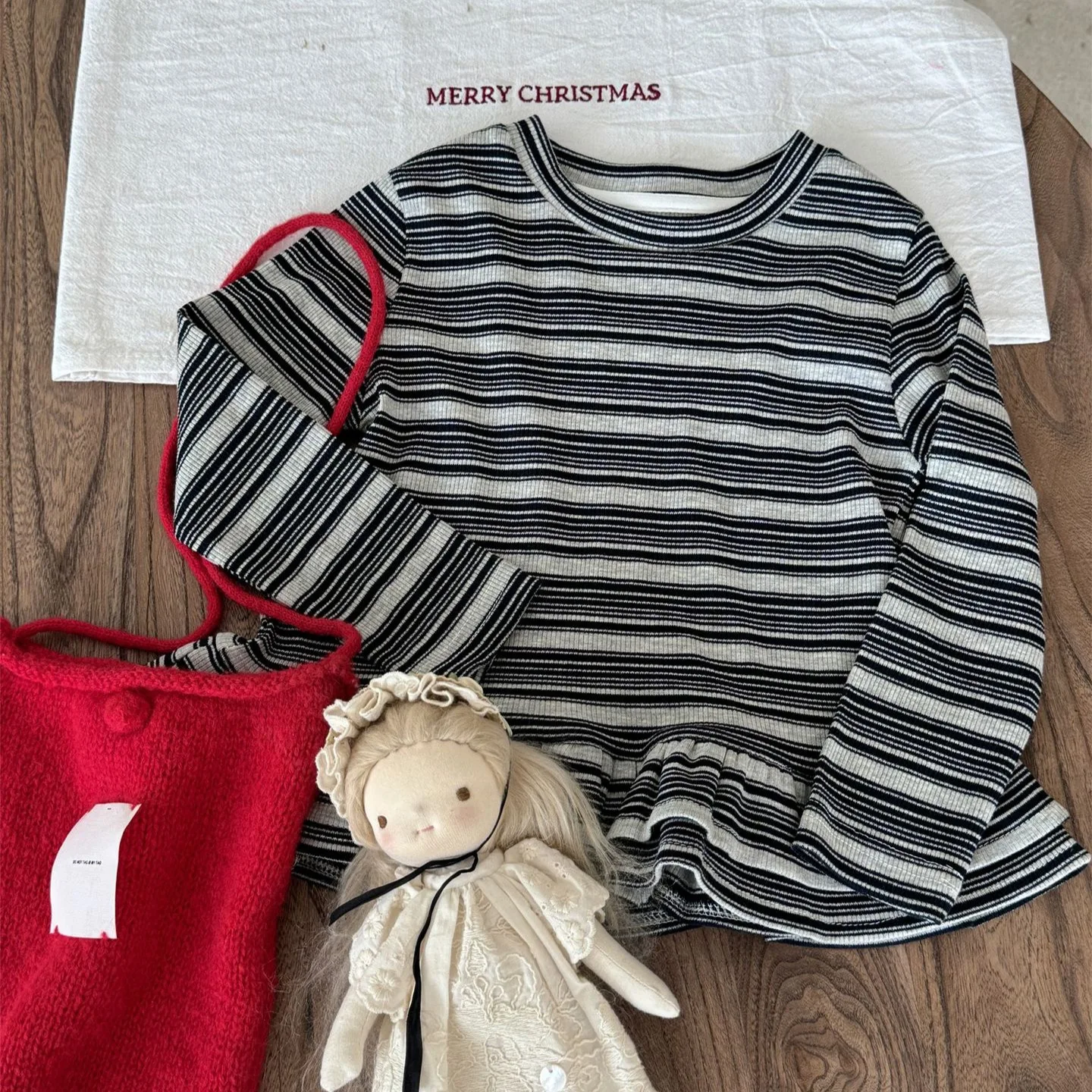 

Girls' Blouse 2025 Autumn New Children's Clothing Korean Style Girl Baby Show Thin Fashion Stripe Design Sense Knitwear