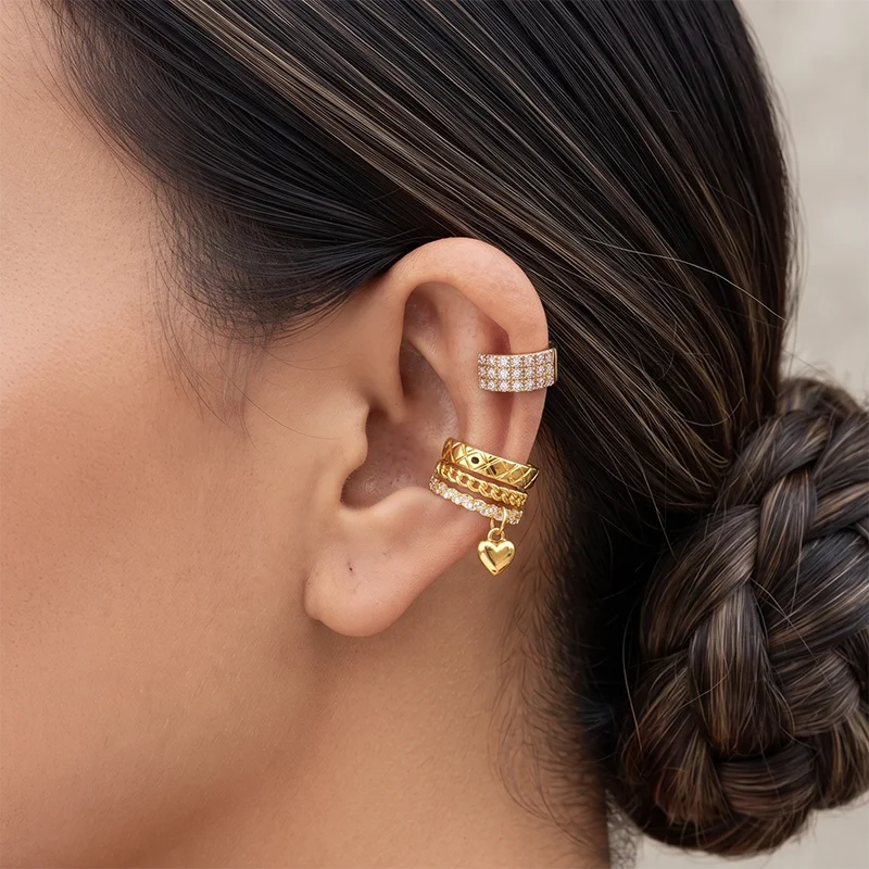 Non Pierced Gold Heart Charm Pavé Rhinestone Ear Cuffs Stackable Cartilage Ear Wrap Women Fashion Jewelry Wedding Selection