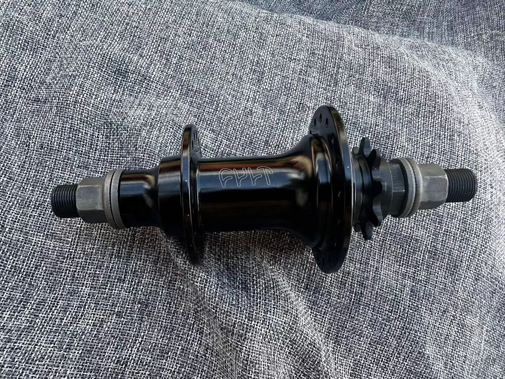 BMX リアハブ cult S161d29c86c674d78955869e79c608