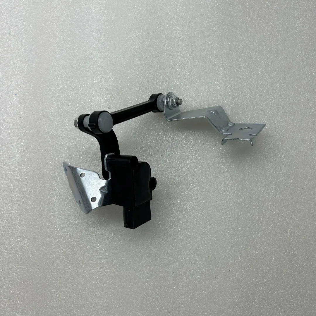 1pcs 1812340 AV61-5A955-AA Rear Body Height Sensor Bracket Assy For Ford Focus C-MAX 2003-2019Headlight Level Sensor
