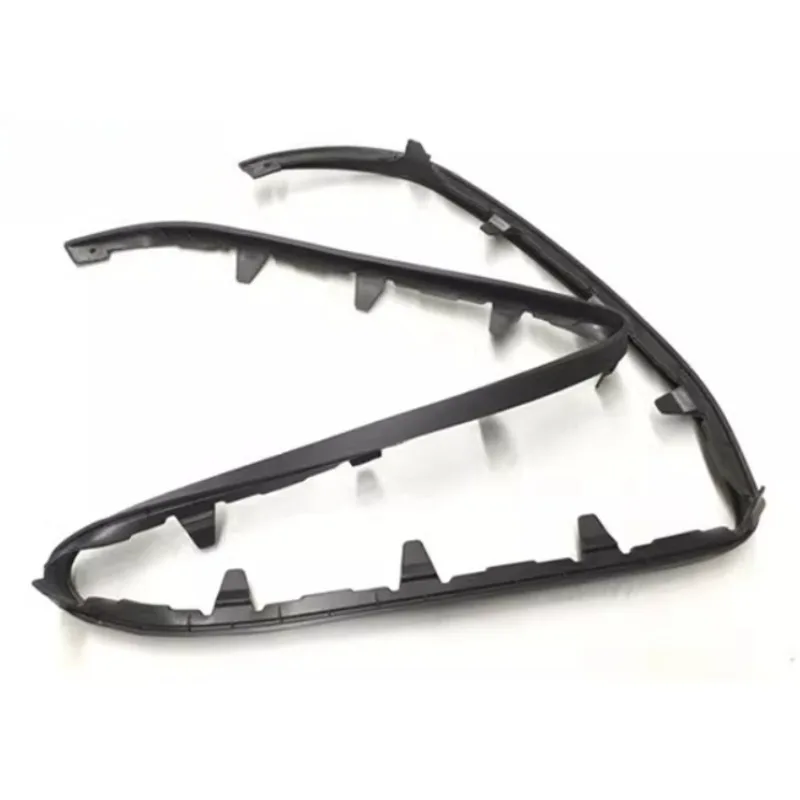 

95492100 Оригинальная нижняя направляющая пластина/защитная накладка переднего бампера для Chevrolet Trax и Buick Encore, черная