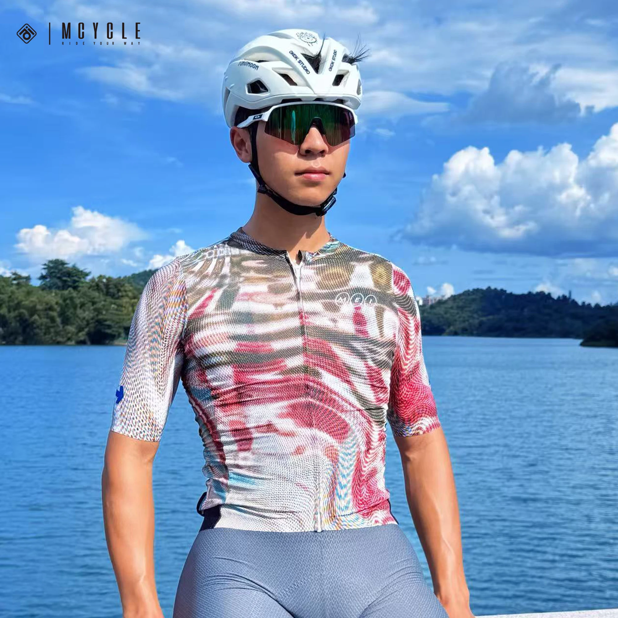 เสื้อจักรยานผู้ชายขายดี ป้องกันรังสียูวี เสื้อเสือภูเขา ระบายอากาศ แห้งเร็ว ชุดกีฬาสำหรับปั่นจักรยาน