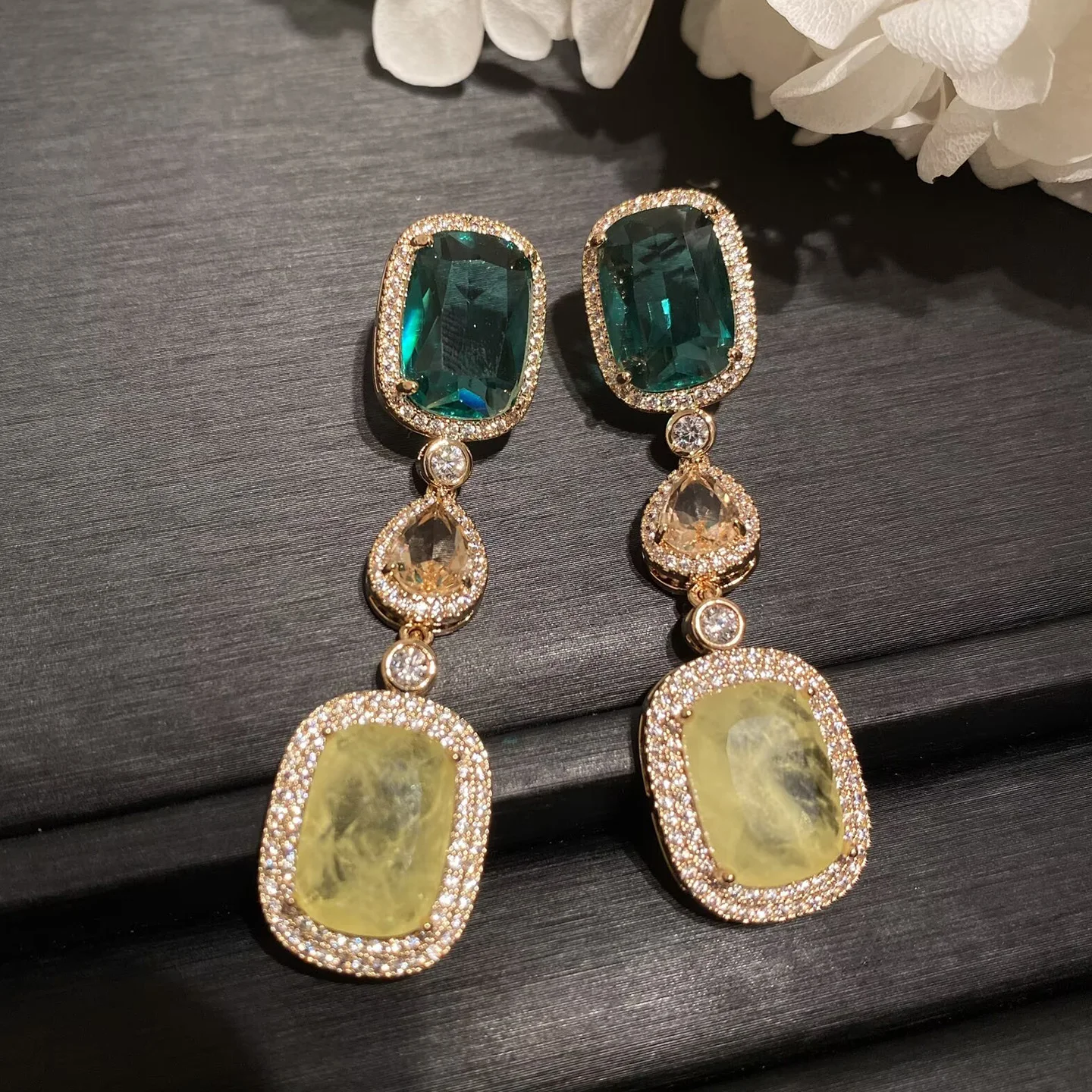 Turquoise Pink Two Tone Square Crystal Drop Earrings for Women candy color Sparkling Teardrop Dangle Earrings Luxury Jewelry