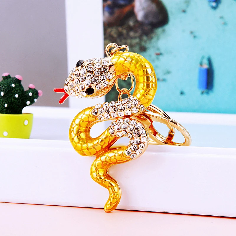 Creative Cute Snake Rhinestones Enamel Keychain Fantastic Animal Keyring Couple Friends Jewelry Cute Bag Pendant