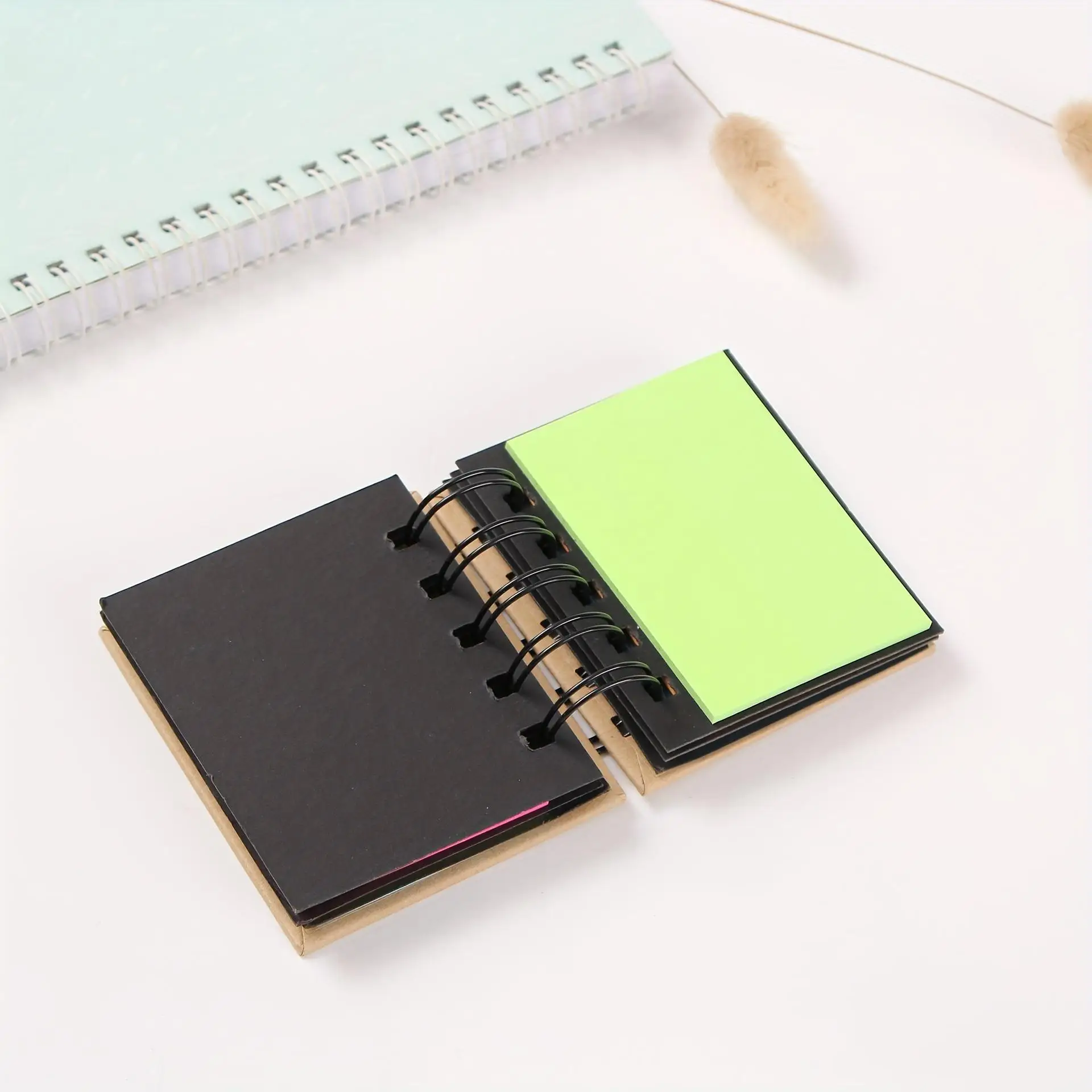 5 Different Colors Total 250 Sheets Portable Combination Sticky Notes Spiral Notebook Self-Adhesive Notes Spiral Bound