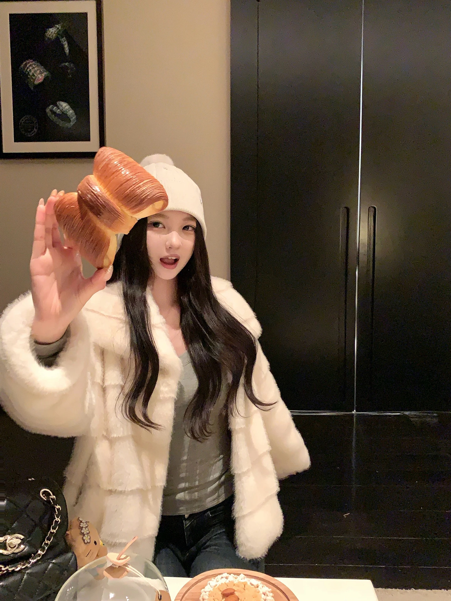 

Young Sle Eco-Friendly Mink Fur Coat Women's Winter New Faion Fluffy Outerwear Top Quali Brand Stand Fit Long Sve