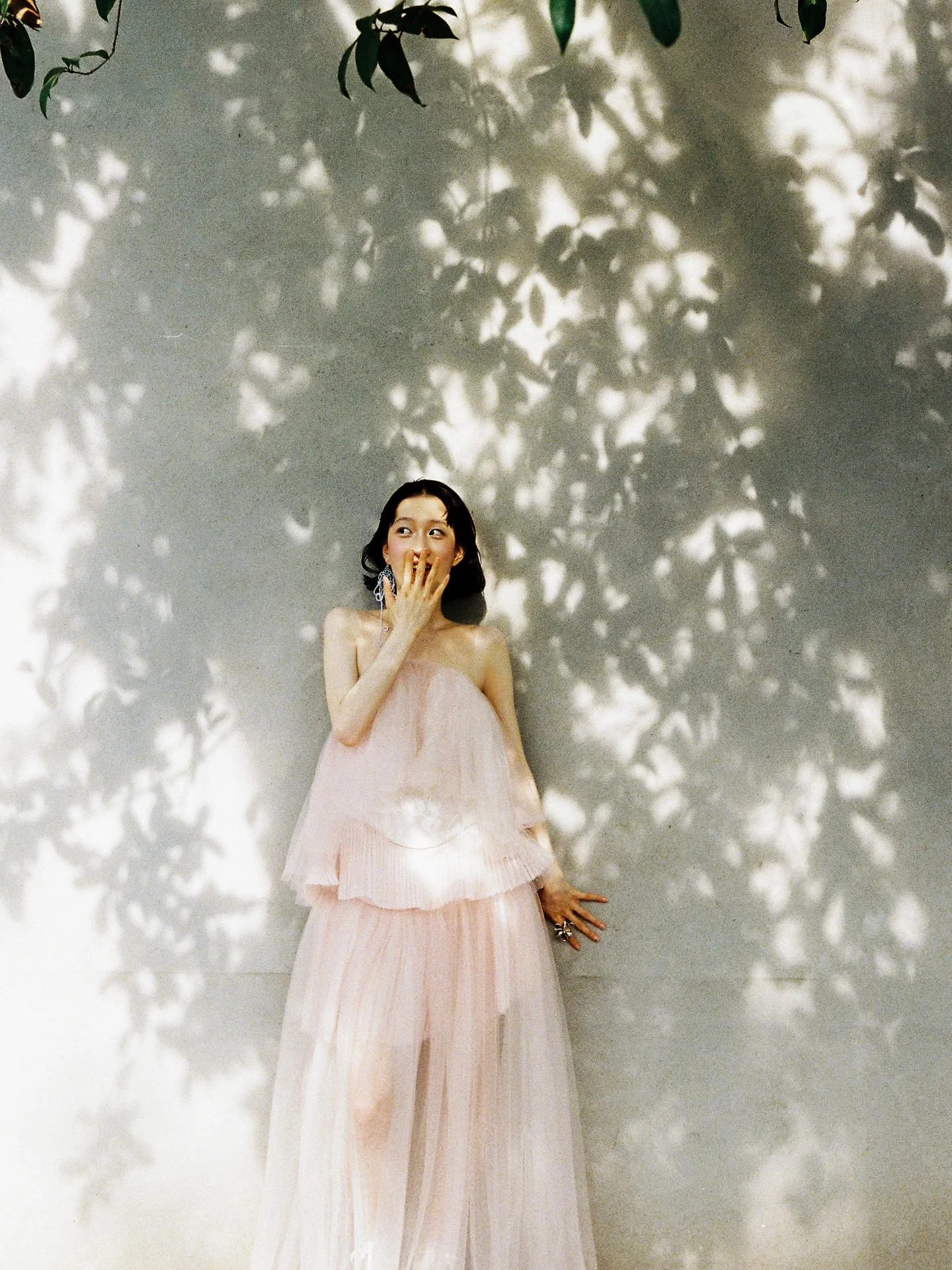 Robe de bal plissée en Tulle, sans bretelles, élégante, en maille à volants, longueur au sol, robe de soirée pour invités de mariage, style Boho Chic, nouvelle collection