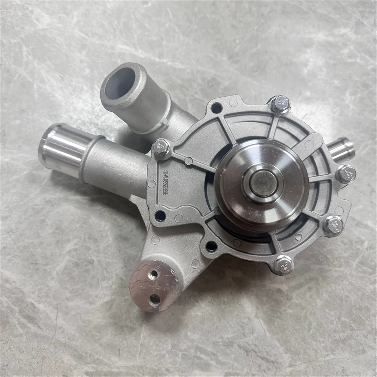 5L8Z 8501 AB Cooling System Long Neck Type Water Pump for Tribute Escape V6 Mendeo 2.5 2000-2007