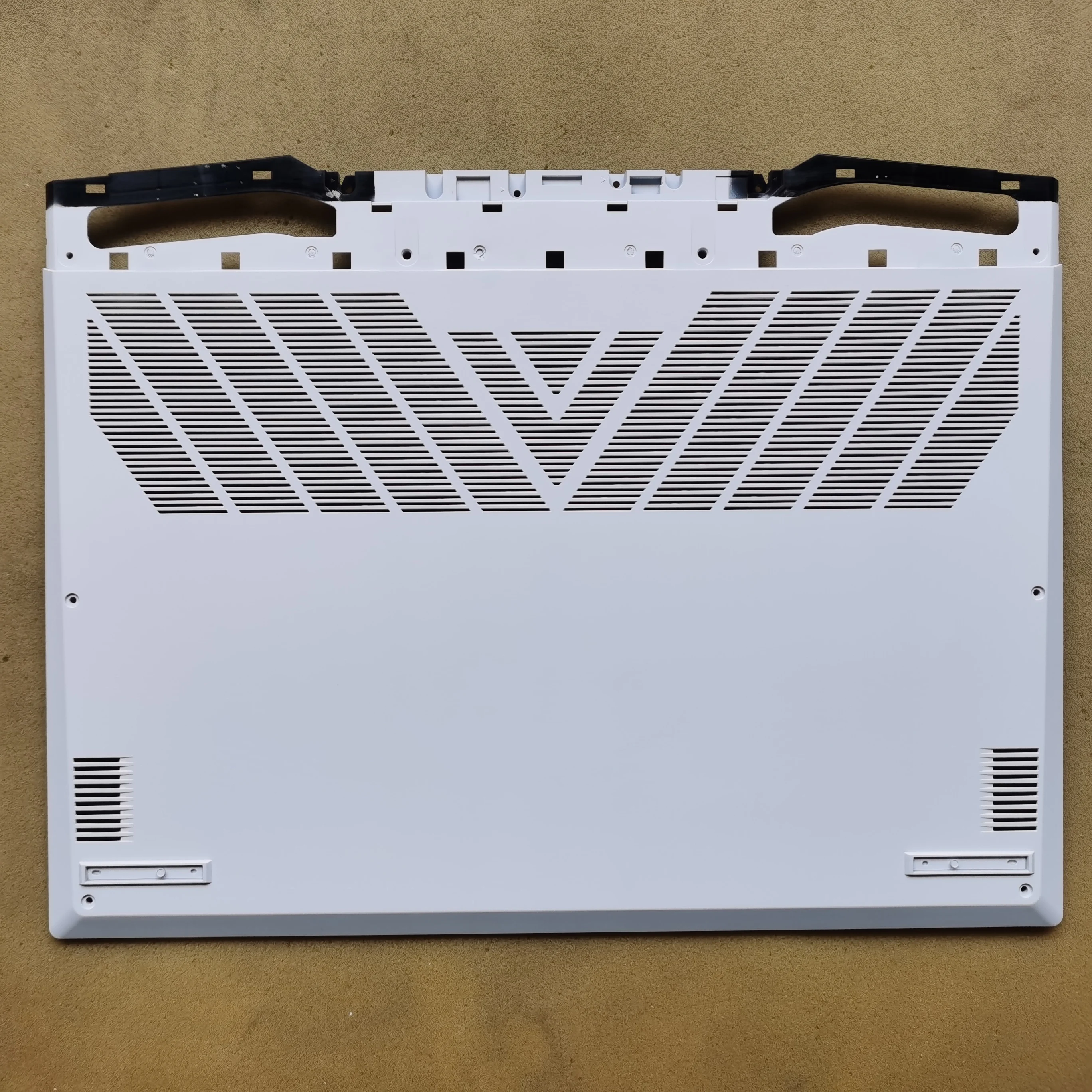 New laptop bottom case cover for MECHREVO  16 16Pro-946Q3 MRJD6