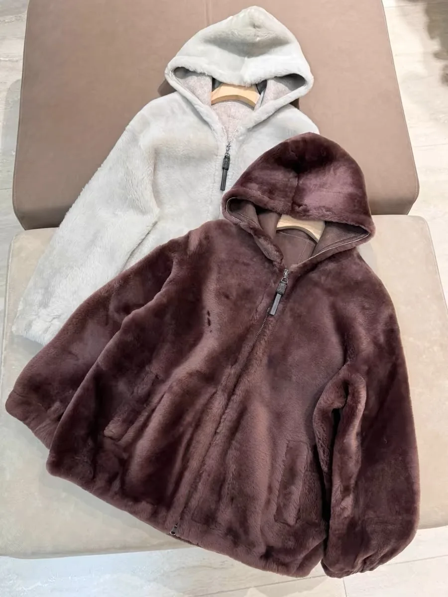 High-Quality Women's Lamb Fur Hooded Coat Solid Color Long Sleeve Fashion Ladies Jacket