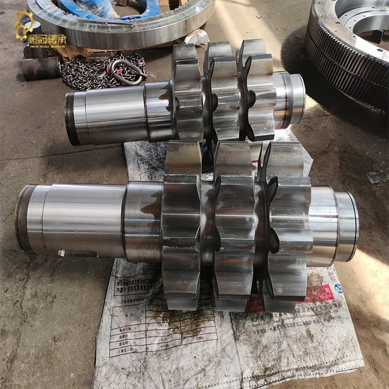 

Завод LYHGB поставляет на заказ прочные кованые стальные валы с крупным диаметром.