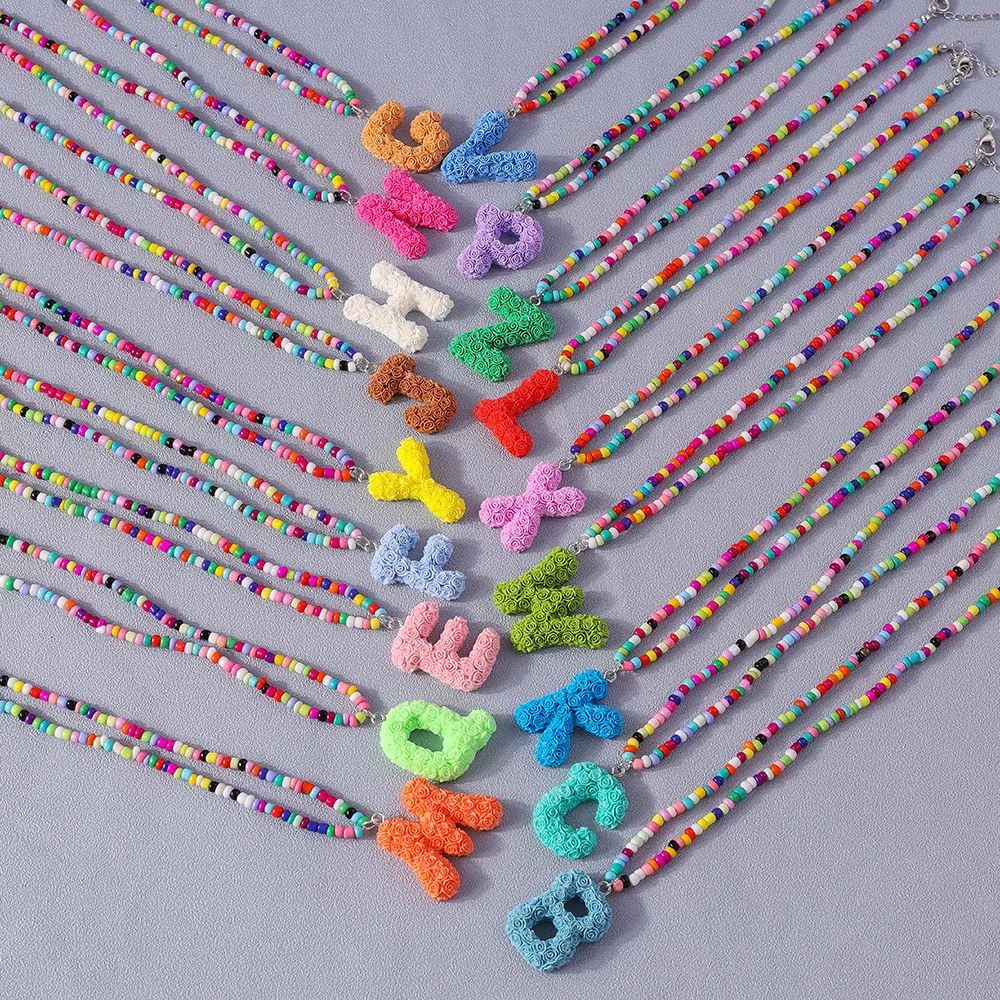 Aihua Niedliche Boho-Halskette mit Namen und Initialen, 26 Buchstaben, für Frauen, BFF, beste Freunde, Kinder, Rose, A-Z Alphabet-Halsketten, Geburtstagsgeschenke – Detail 2