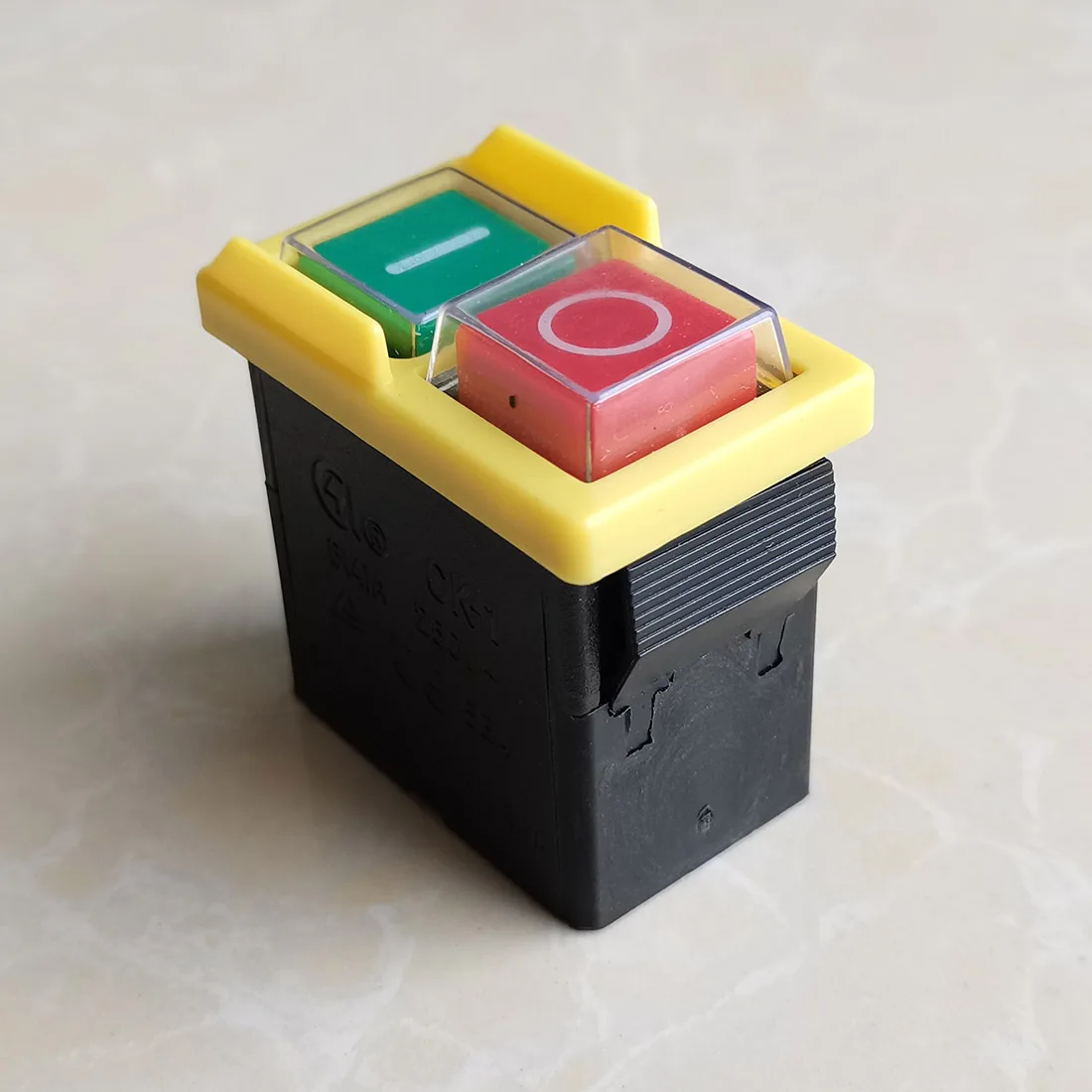 다양한 산업 설비용 CK-1 방수 전자기 푸시 버튼 스위치 6(4)A 250VAC 5E4 TUV CE CK1