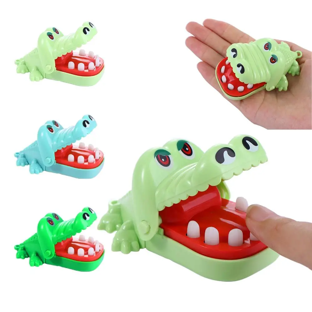 Family Games Funny Dentist Novelty Toys With Keychain Mini Crocodile Mouth Gags Toy Bite Finger Game Crocodile Toys