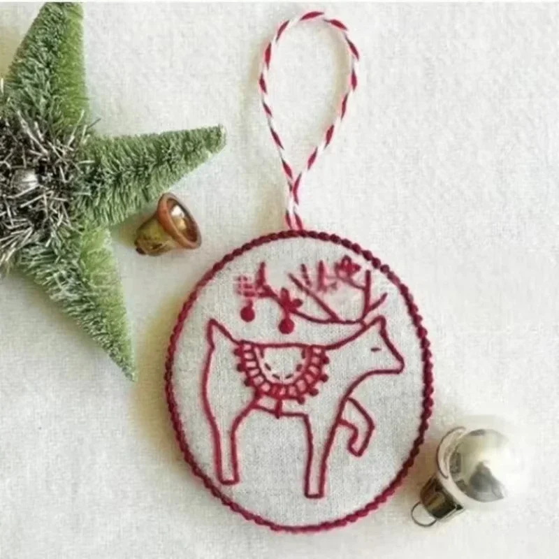 Jolly and Bright Hand Embroidery Christmas Ornaments kit Hand Embroidered Christmas Decoration Christmas Tree Hanging Decoration