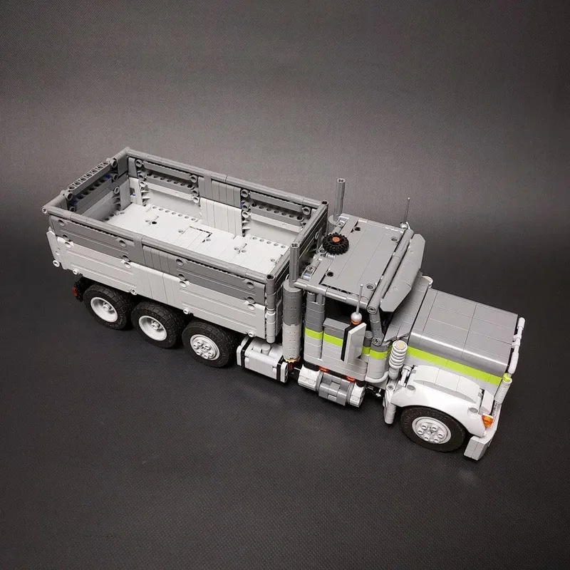 MOC- 129295 Freightliner Klasyczny dzień Cab Wywrotka Model klocków budowlanych 1746, części Edukacyjna zabawka urodzinowa dla dzieci Prezent