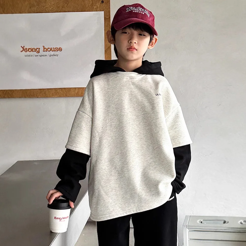 موضة شتاء وخريف 2025 ملابس الفتيات المراهقات مع قلنسوة بلوزات فضفاضة سترة دافئة للأطفال 4 5 6 7 8 9 10 12 سنة