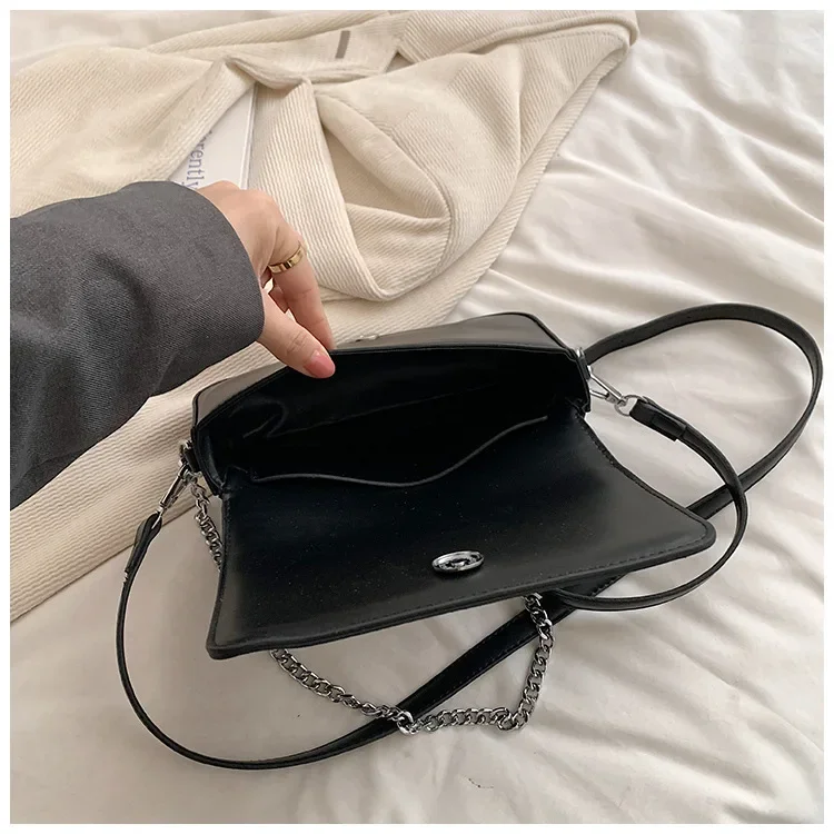 Summer Ins Chain Bag Women's French High-end Crossbody Bag Outdoor Small Shoulder Bag High Quality Armpit Bag