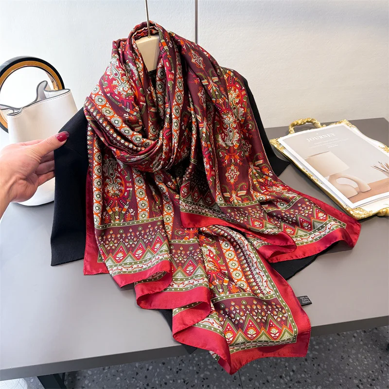

Hot Hijab Printing New Brand Women Scarf Spring Summer Silk Scarves Shawls Lady Wraps Beach Stoles Hijab Foulard Large Bandana