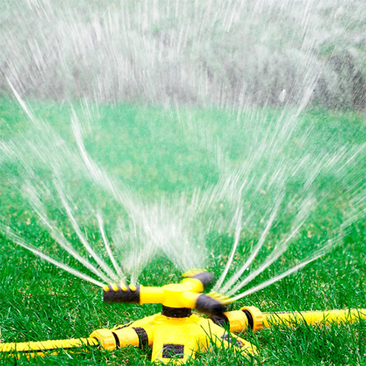 Garden Sprinkler Outdoor 360 Degrees automatic Rotating Lawn Sprinklers Three-prong sprinkler tandem watering device Garden Tool