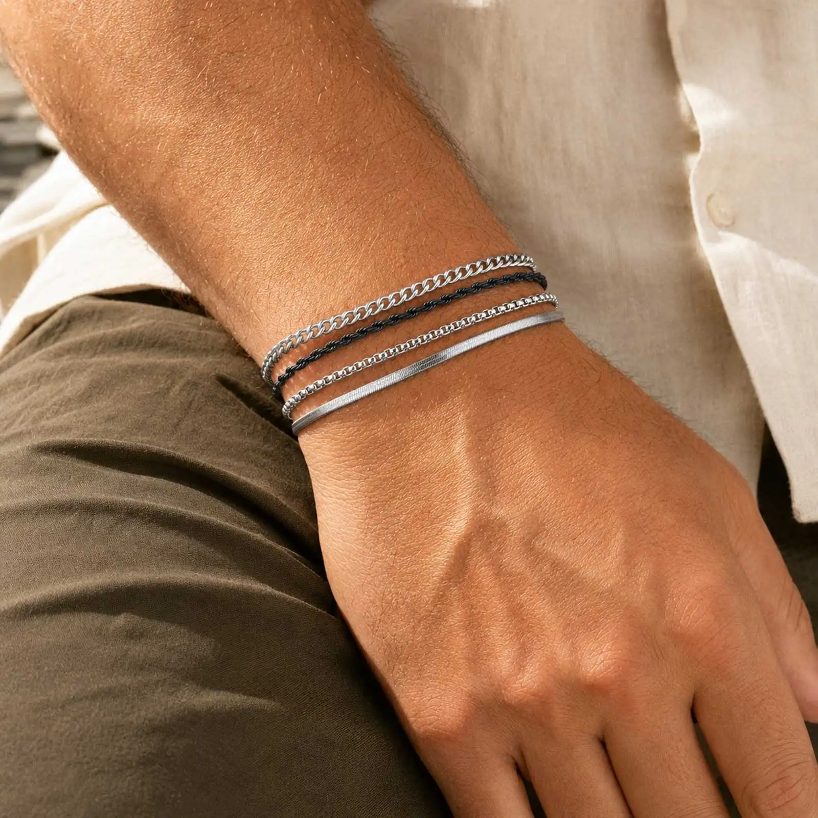 4-teiliges Set Verstellbare Edelstahl-Kettenarmbänder für Männer, Einfache Punk Silberfarbene Kubanische Armbänder, Hip-Hop Schmuck Geschenk – Detail 2
