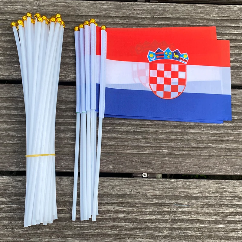Xvggdg 100pcs 14 * 21cm Croatia Hand Flag Promotion Small Croatia Hand Waving National
