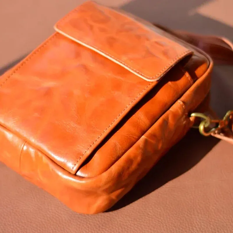 

AETOO New genuine leather single-shoulder crossbody bag with a retro style, imported top-grain vegetable-tanned cowhide, neutral