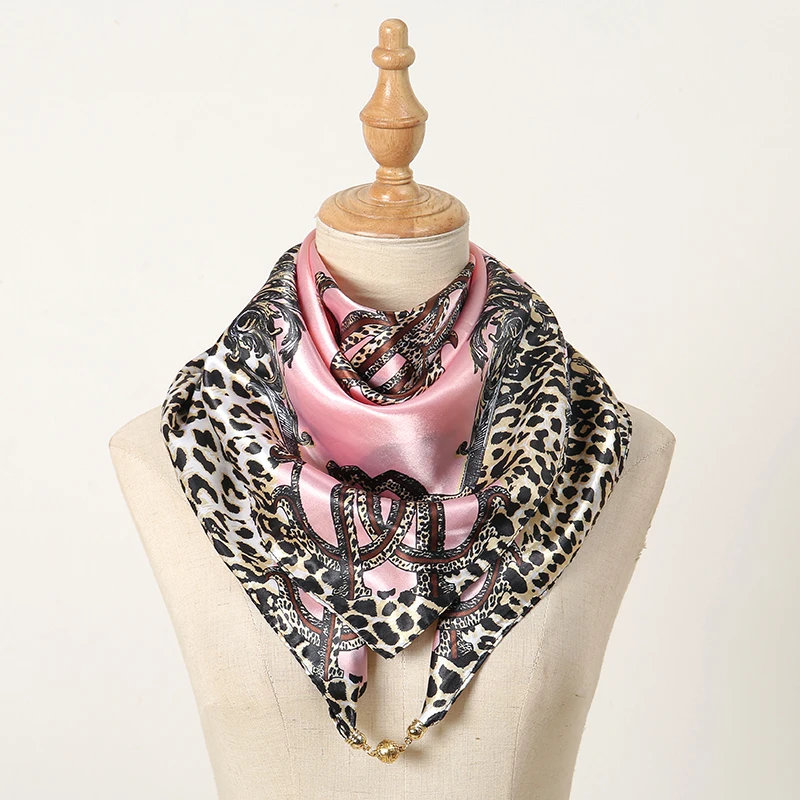 Leopard Chain Printed Magnetic Square Scarf Women Satin Silk Muffler New Style Neckerchief Ladies Casual Simple scarves Bandelet