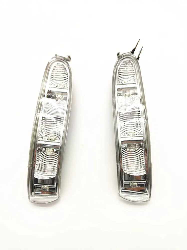 

A2308200721 A2308200821 For Benz Rearview Mirror Auxiliary Turn Signal Indicator Lamp W209 CLK200 CLK220 CLK350 CLK-class W639