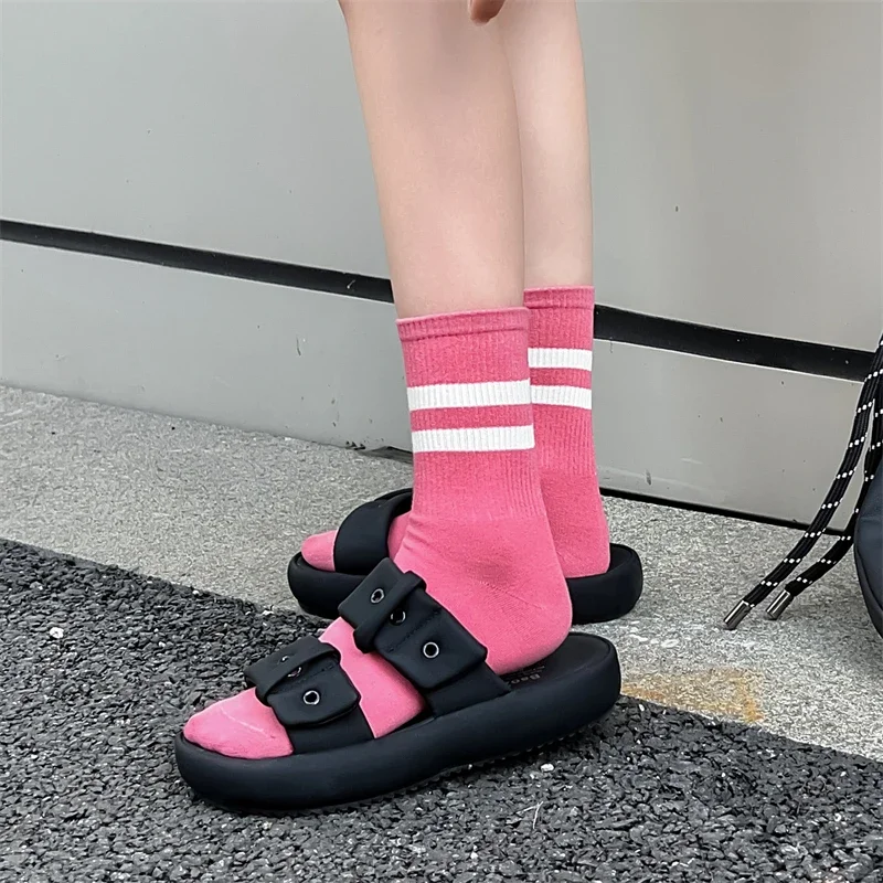 Women Socks Japanese Fashion Autumn New Novelty Candy Color Cotton Sports Crew Socks For Girls Preppy Style Striped Socks Casual