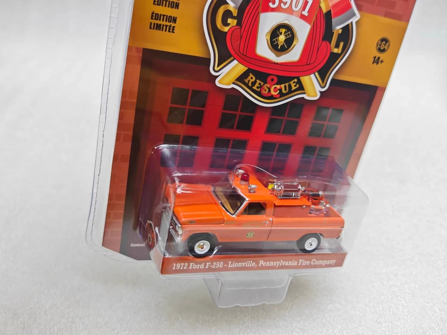 1/64 1972 Ford F-250 - Sheville, Pennsylvania modelo de carro de liga de motor de incêndio itens decorativos de alta qualidade, carro brinquedos infantis 28