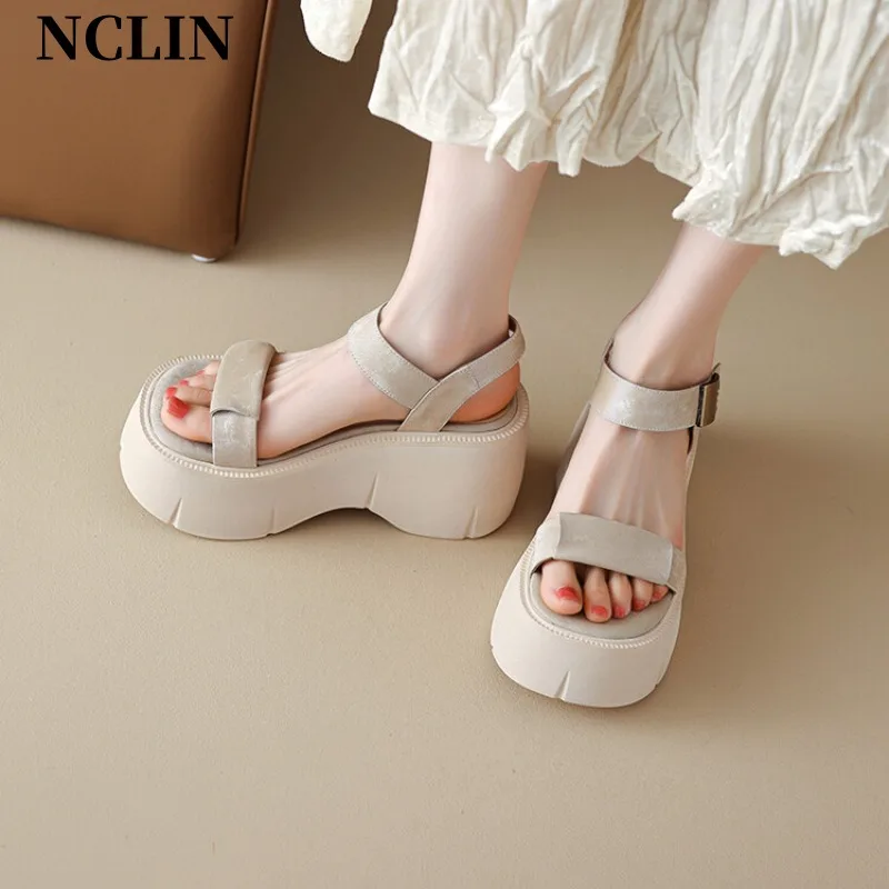 

New Women Sandals Genuine Leather Chunky Heel Buckle Strap Platform Sandals Pumps For Women Summer Casual GLADIATOR Women Shoes