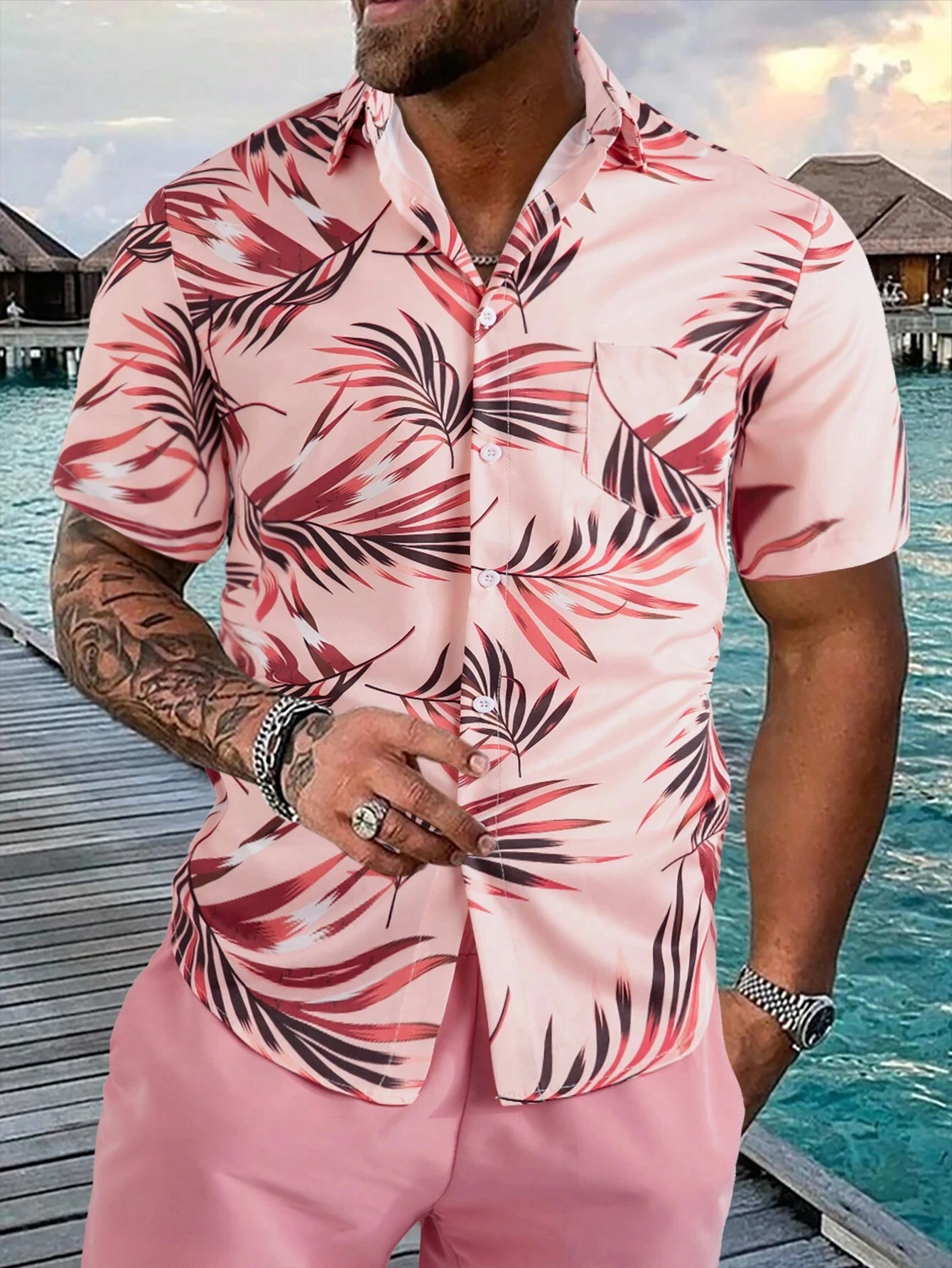 Hawaiian palm tree 3D printed men\'s shirt, casual and fashionable short sleeved shirt, lapel button top large unisex clothing