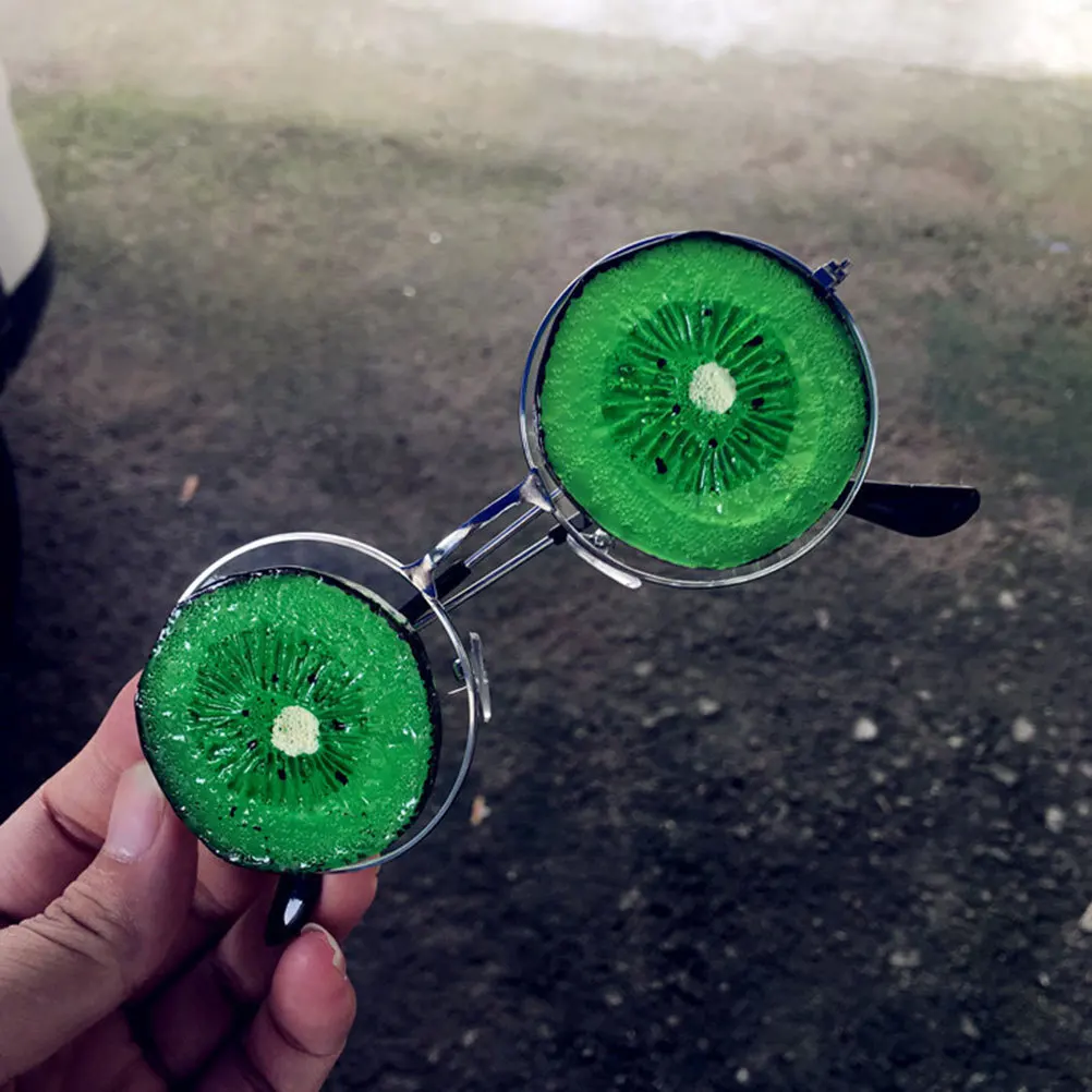 

2Pcs Funny Kiwi Fruit Shaped Glasses Unique Party Favors Decorative Props for Birthday Carnival Costume Party Accessory
