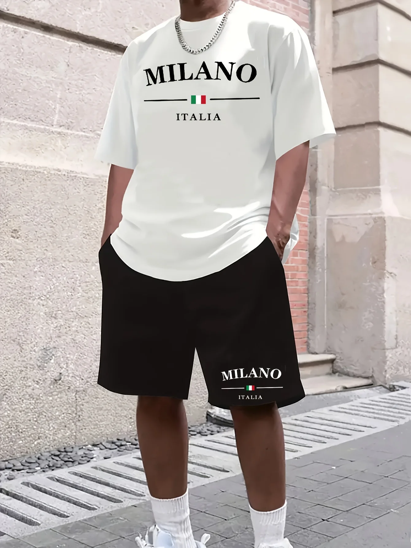 

Высококачественный повседневный спортивный комплект для мужчин: футболка с коротким рукавом и шорты с английским буквенным принтом (весна-лето)