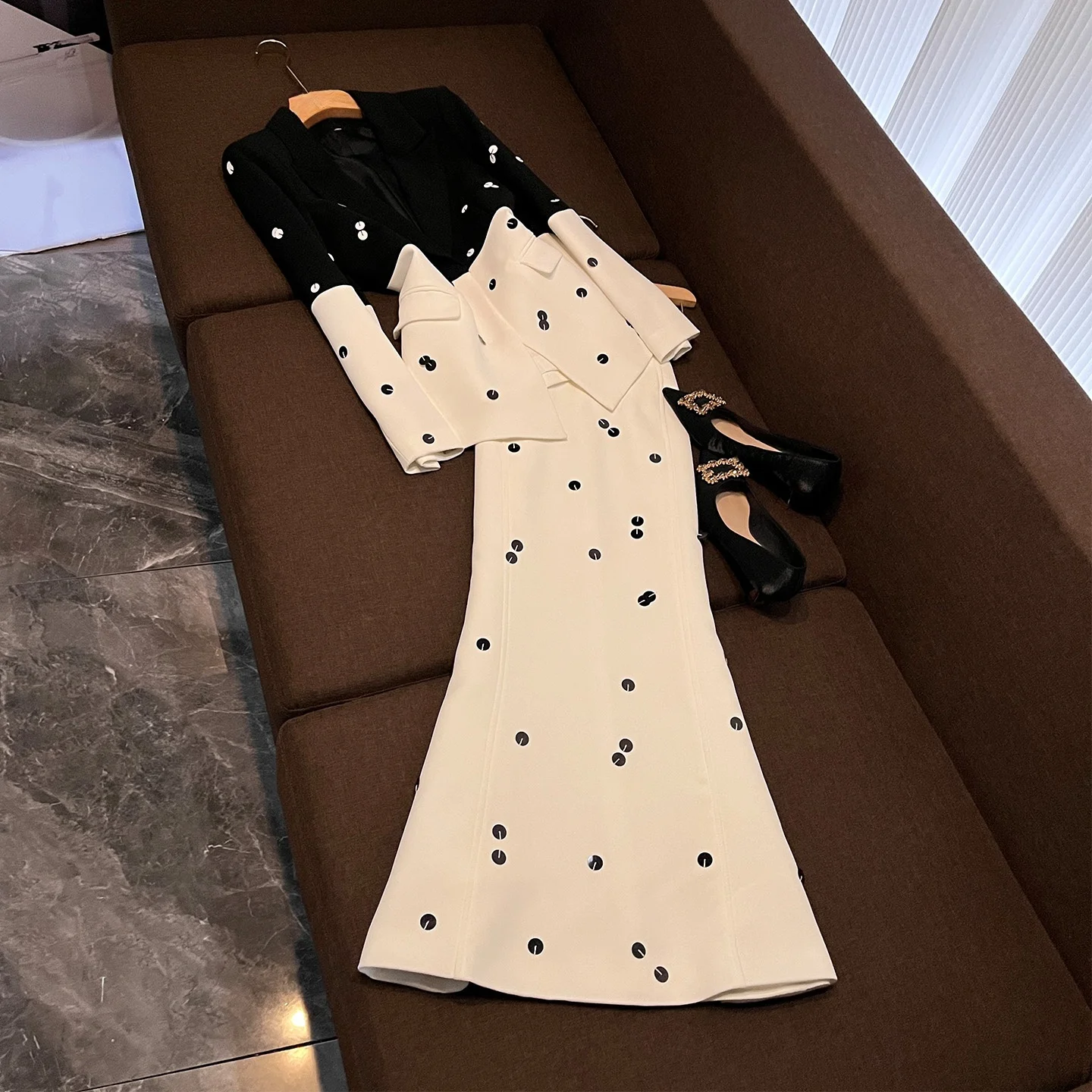 

Длинный джинсовый костюм из жакета со звездами и блестками, индивидуальный костюм с юбкой Fi Tail A03054, женский комплект одежды премиум-класса