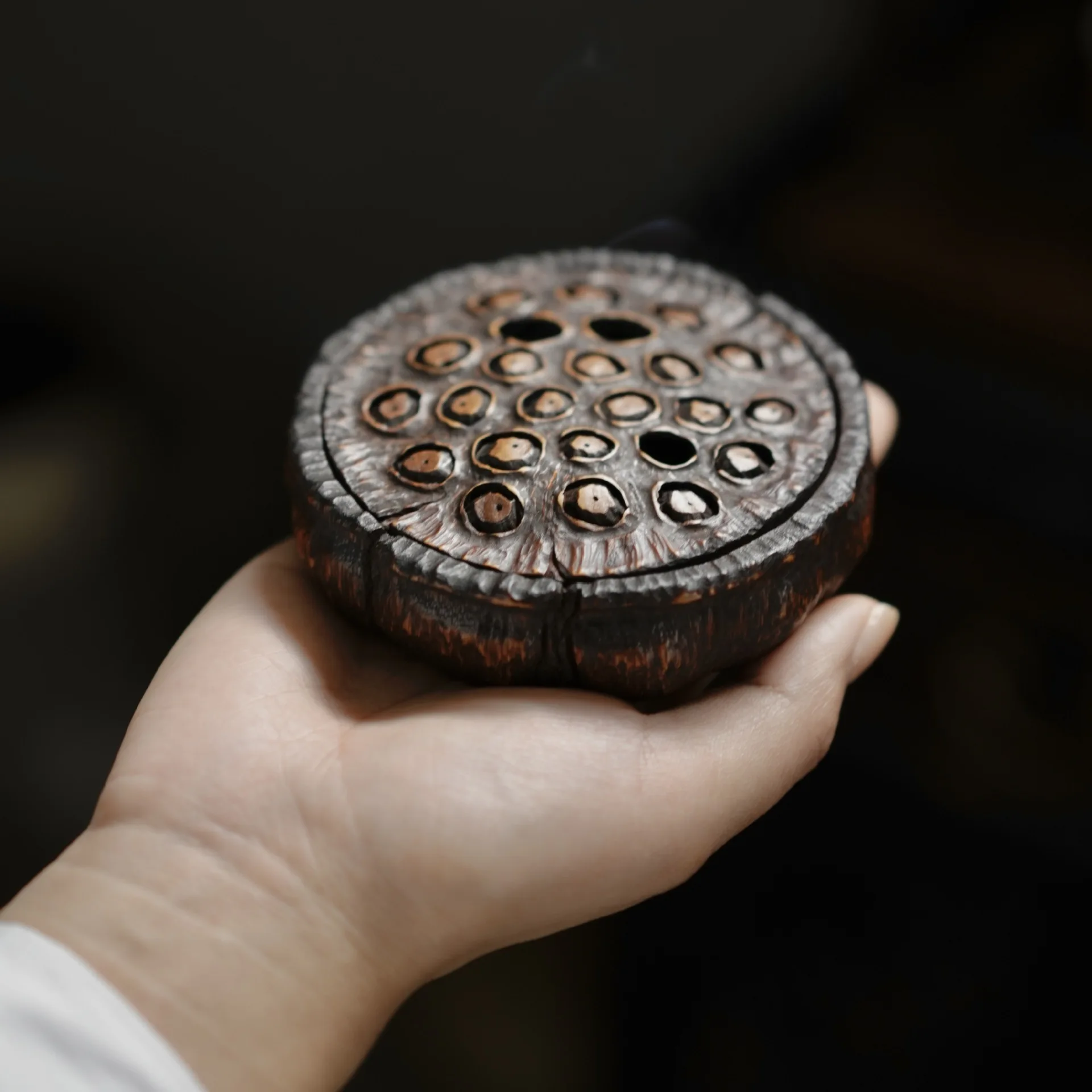 Natural bamboo root handmade incense burner Chinese retro aromatherapy box household plate incense