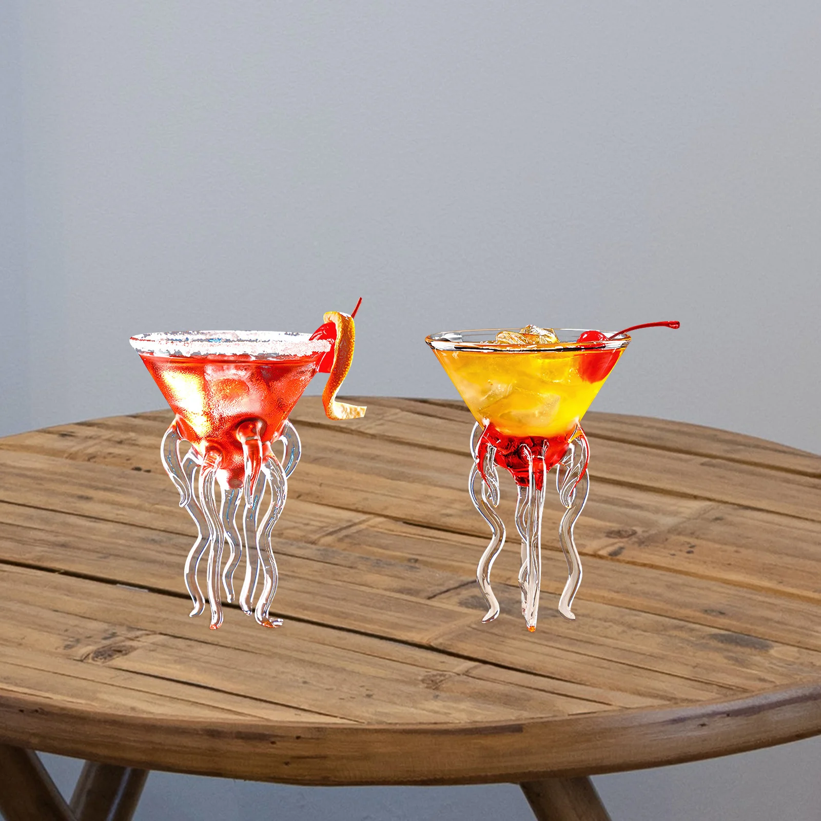 

2Pcs Elegant Tall Cocktail Glasses Smooth Finish Glass Cups for Wine Margarita Party Home Use Octopus Design Cocktail Glass