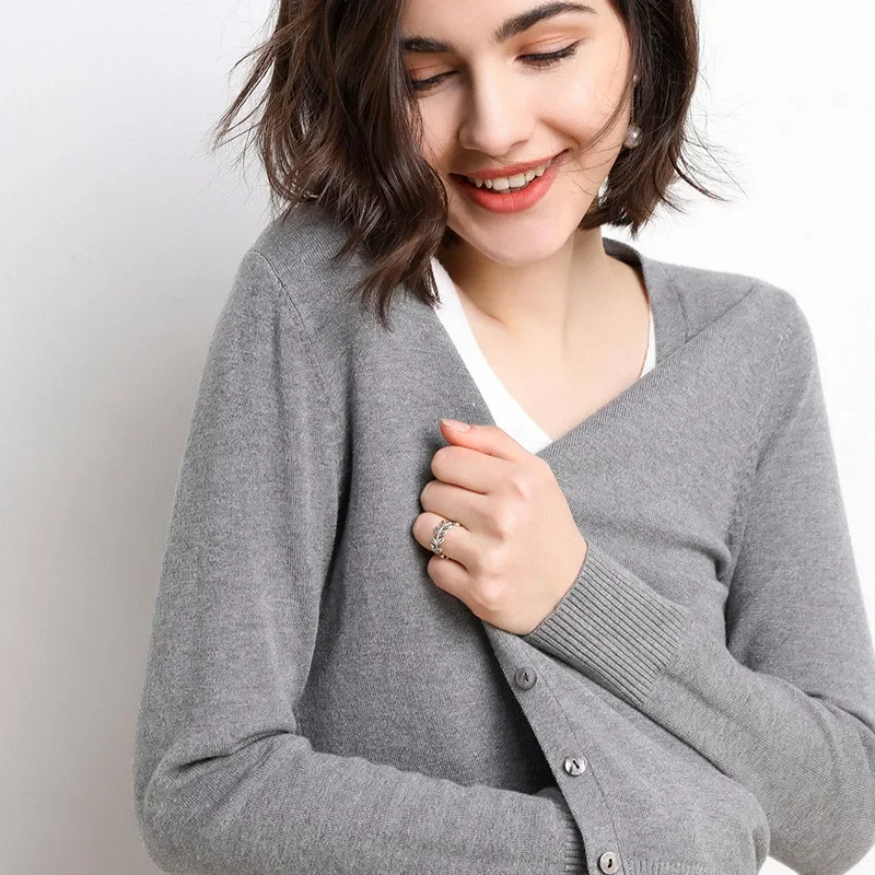 

2025 Korean Fashion Cardigans Women Cardigans Long Sleeve Knitted Outerwear Solid Thin Spring Autumn Sweaters V-neck Knitwears