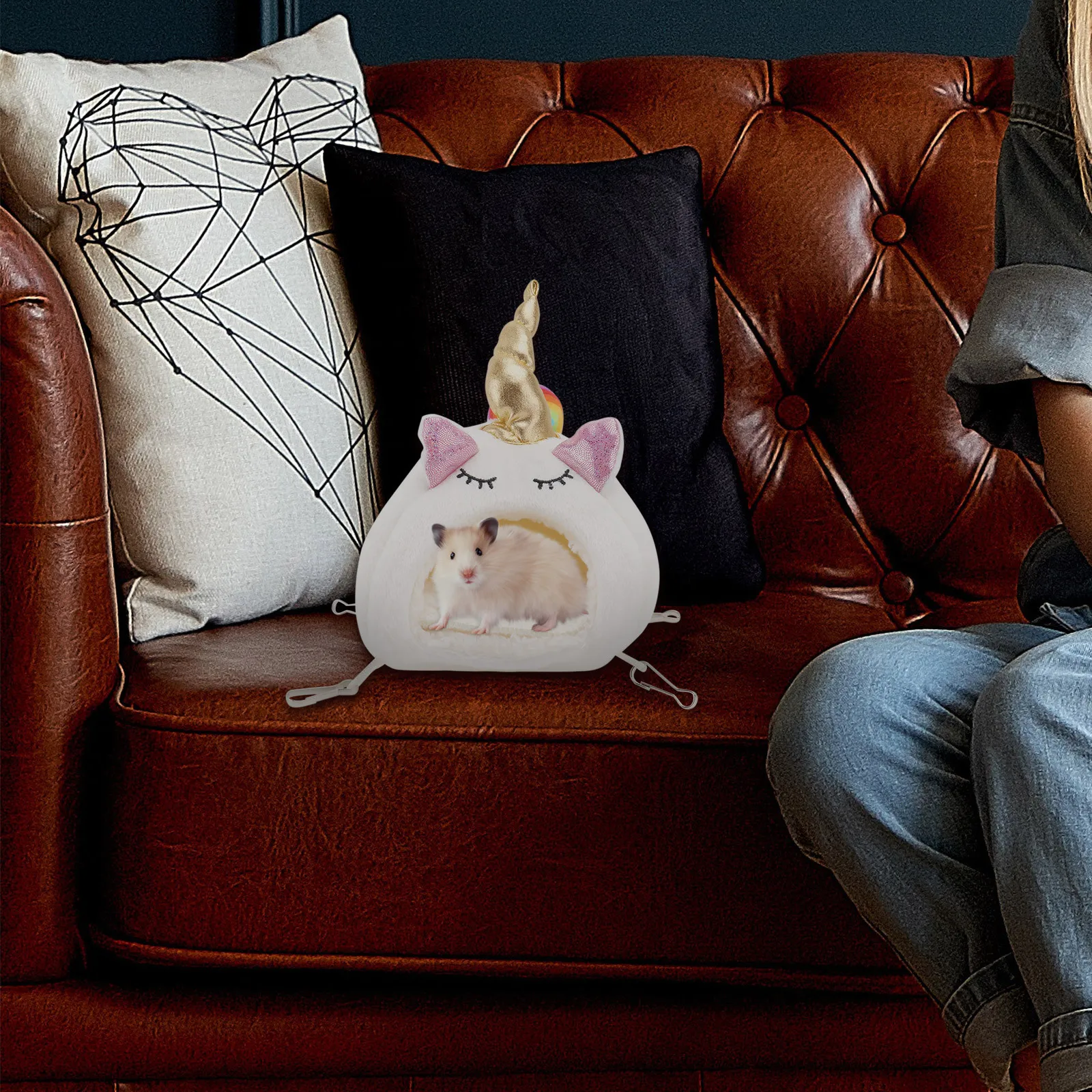 

Unicorn Design Warm Pet Bed House Soft Cozy Winter Sleeping Nest for Hamster Rabbit Squirrel Small Animal Pet Bed House