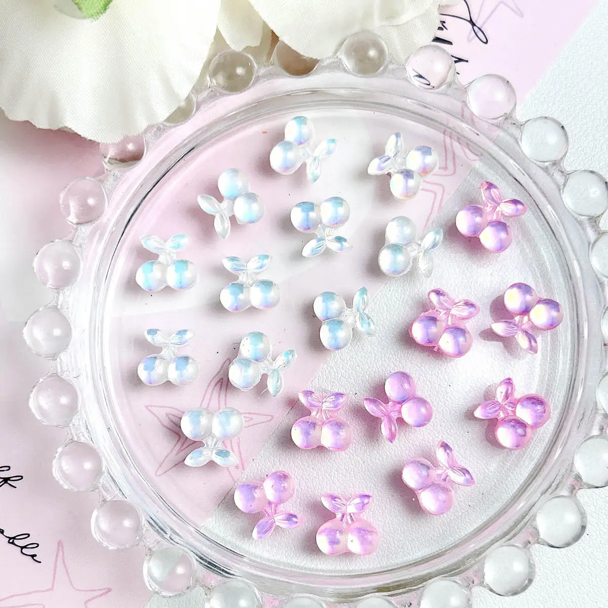 30개 귀여운 만화 3D 레진 체리 네일 아트 장식 반짝이는 투톤 체리 네일 참 매니큐어 DIY 수제 액세서리