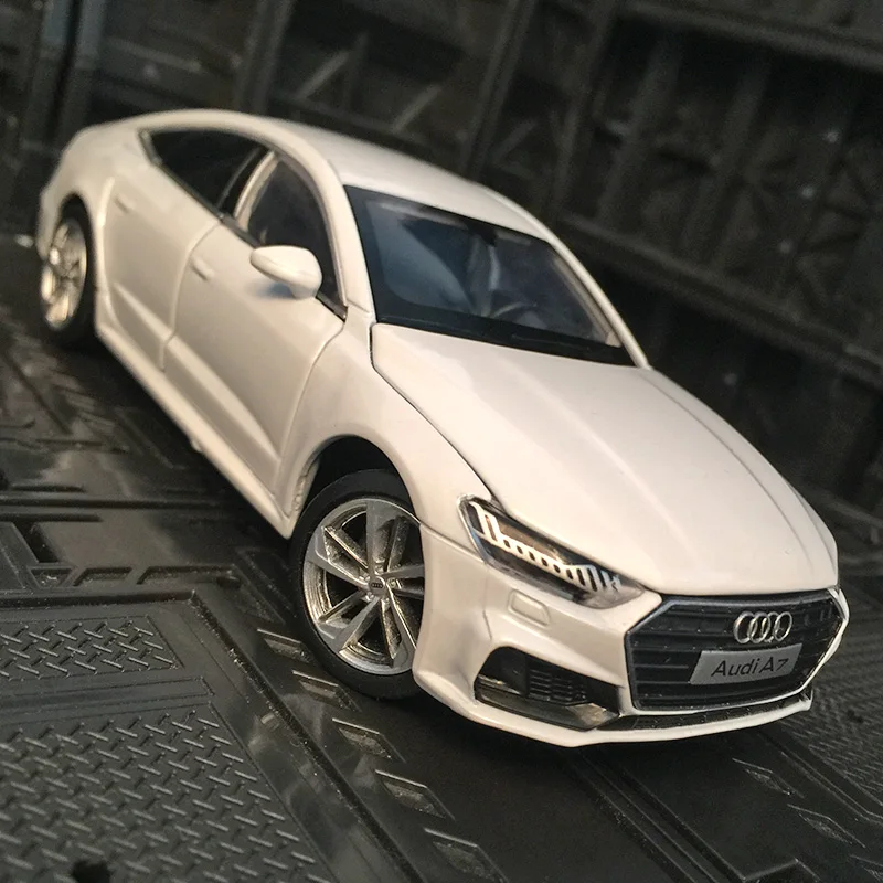 1:32 Audi A7 Coupé Gelegeerd Auto-Uitzendingen En Speelgoedvoertuigen Speelgoed Auto Metalen Collectie Model Model Hoge Simulatie Speelgoed Voor Kinderen