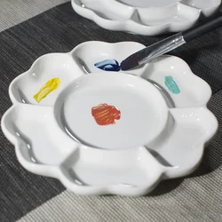 Paleta de pintura de porcelana blanca de cerámica, pintura de acuarela, paleta de pigmentos Gouache, pinceles, plato de tinta, bandeja de acuarela