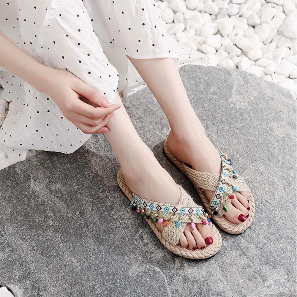 Retro Klapki z Słomki z Frędzlami Imitacja Muszli Etniczne Kapcie Antypoślizgowe w Stylu Bohemy Lniane Klapki na Plażę