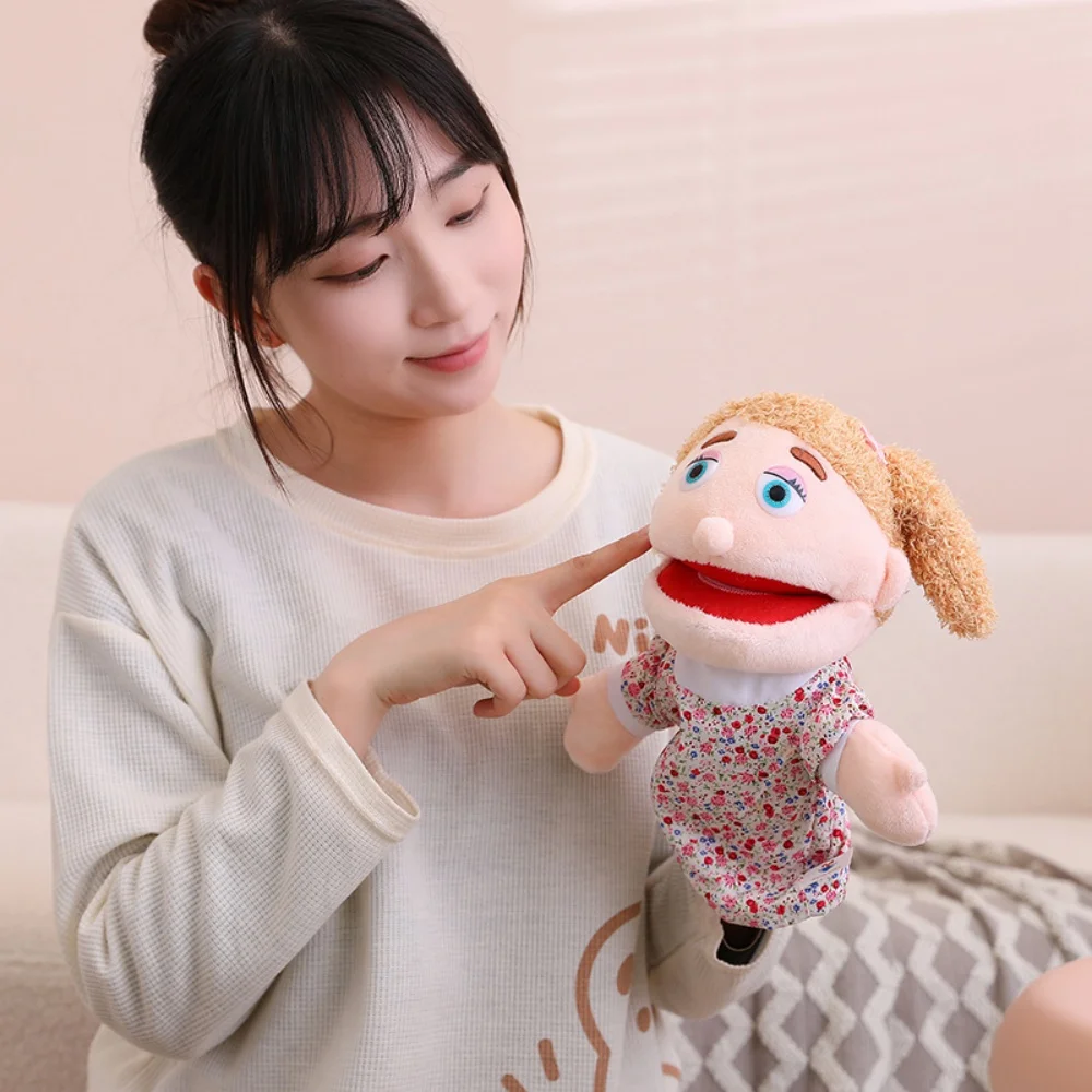 28-33cm Lovely Family Hand Puppets Soft Stuffed Toy Doll Dad Mum Brother Sister Cosplay Plush Doll Storytelling Teaching Toy