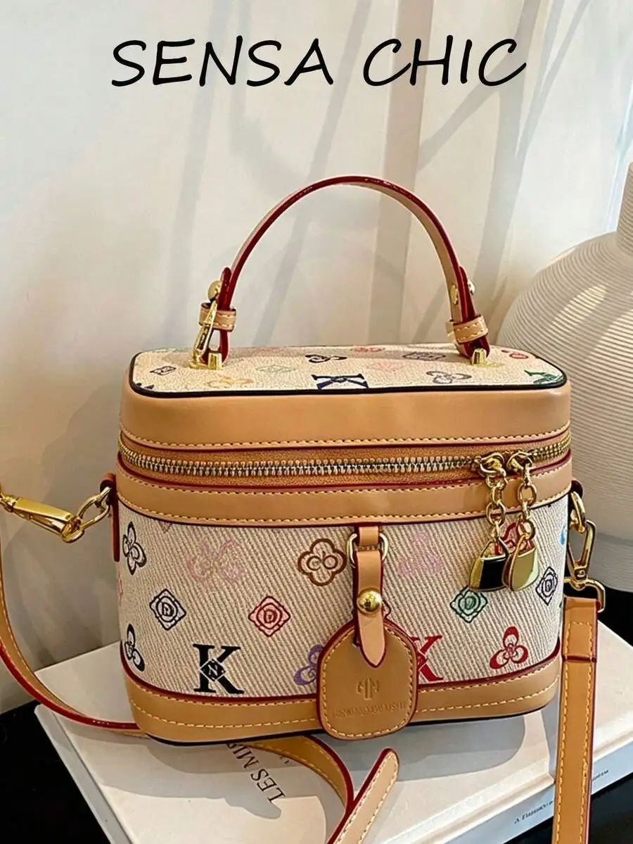 Printed Lock Clasp Hanging Decor Accessory, Portable Makeup Storage With Zipper Closure, Suitable For Daily Commute, Dating, Sho