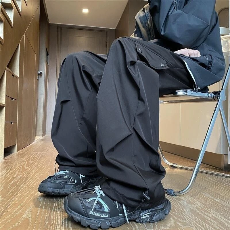 

American Style Men's Waterproof Hiking Pants Spring Autumn Functional Paratrooper Design Loose Fit Outdoor Trendy