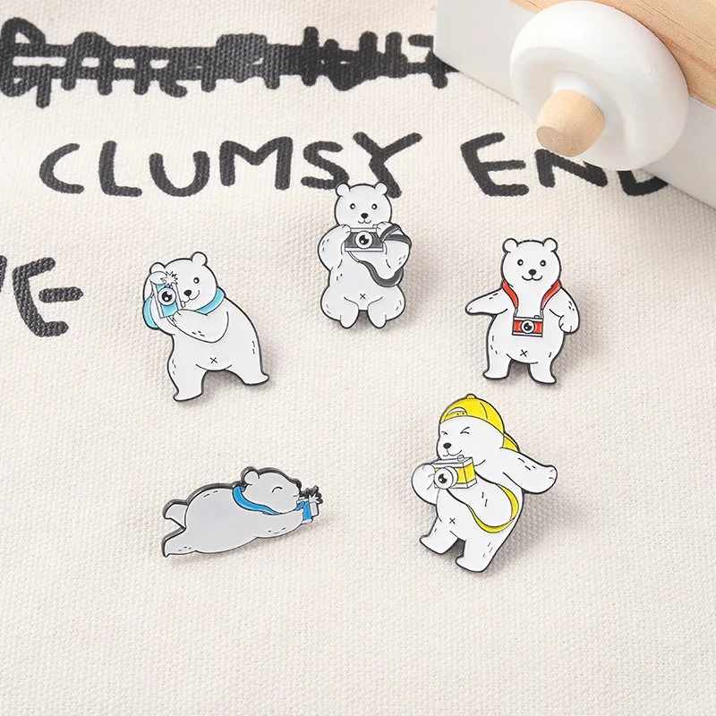 Animal Photography Enamel Pins Custom White Bear Taking Pictures Brooches Lapel Shirt Bag Badge Cartoon Jewelry Gift for Friends