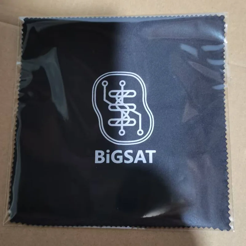 

100pcs Custom logo Free 15x15CM 230gsm Glasses Lens Computer Microfiber Cleaning Cloth Eyeglasses Cleaner Wipe