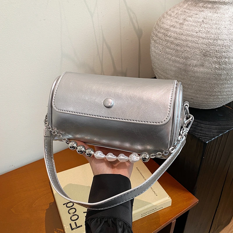 

2025 Ретро-откидной топ с бисером, однотонная сумка из искусственной кожи с перекрестным стилем, однотонная простая модная сумка через плечо на молнии